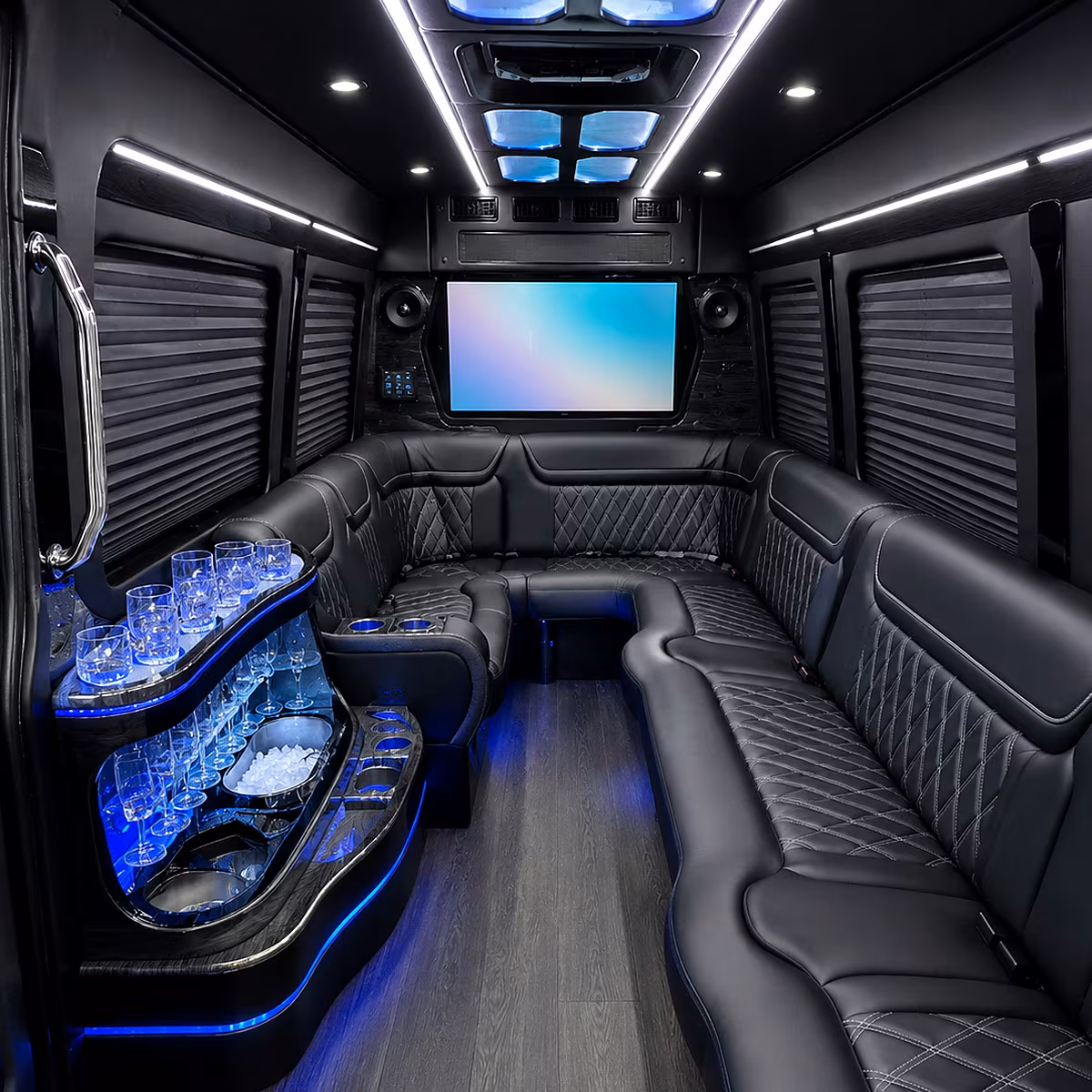 Sandy Homecoming & Prom Party Bus Rentals