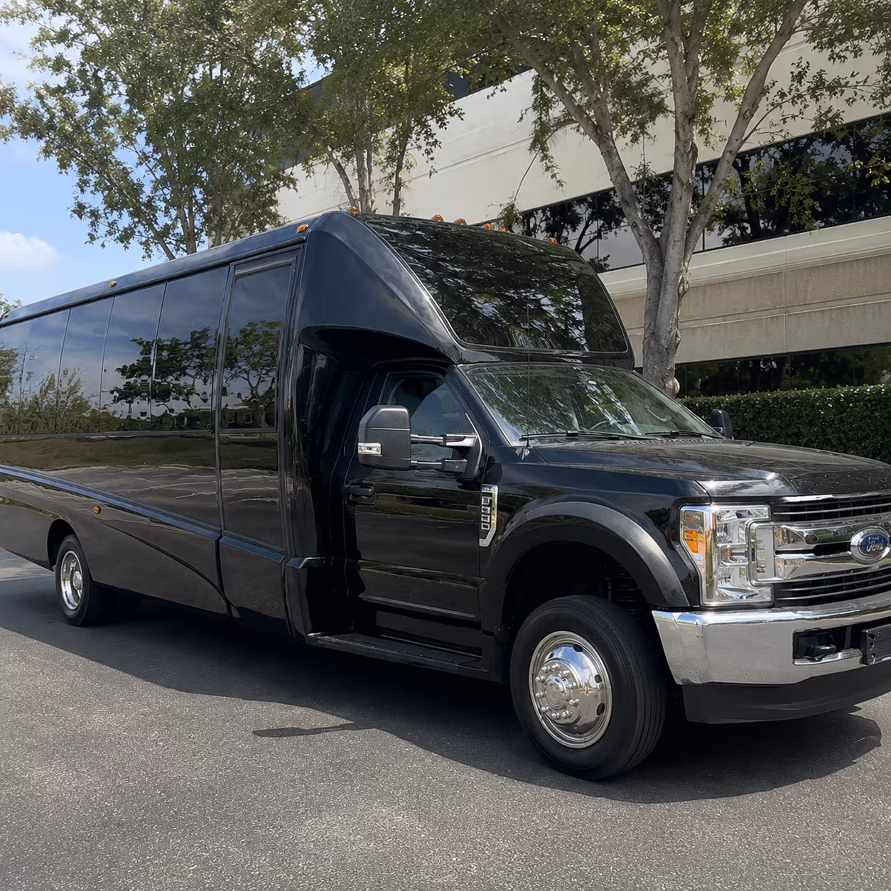 West Jordan Winery Tour & Pub Crawl Transportation